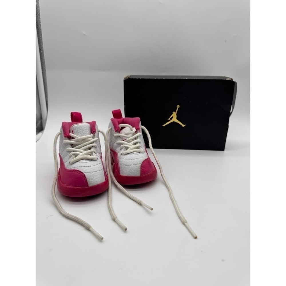 Jordan 12 Retro Toddler White Vivid Pink Sneakers 819666-109 Size 5C Mens